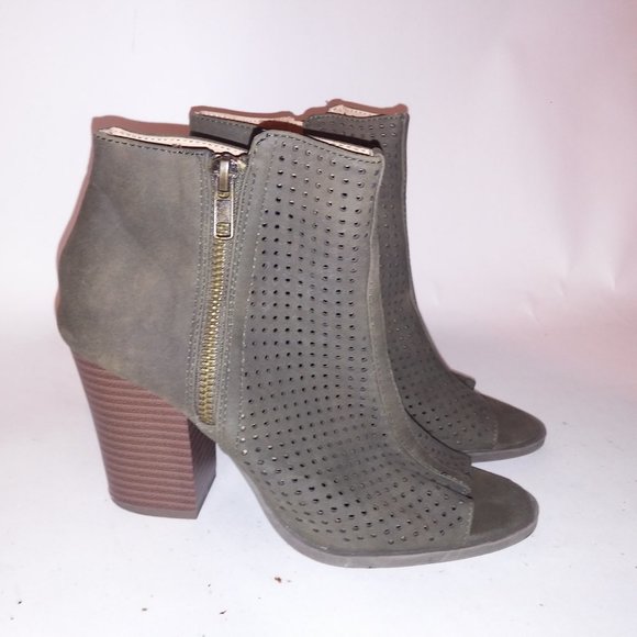 Brash Womens Shoes size 7 Faux Suede Booties Olive Green Open Tie Side Zip All M - Picture 2 of 14